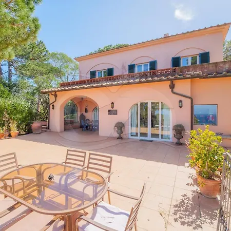 Il Cappero View & - Goelba Проккио