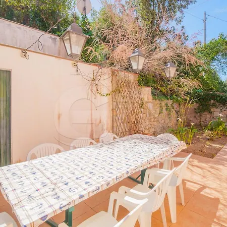 Il Cappero View & - Goelba *