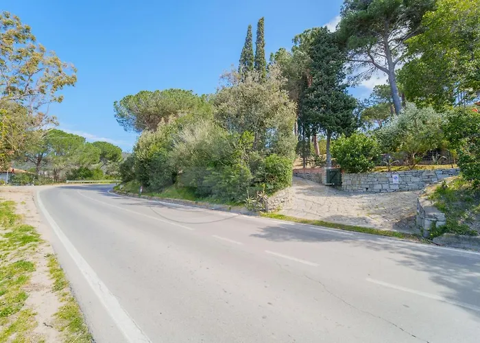 Il Cappero View & - Goelba Апартаменты *